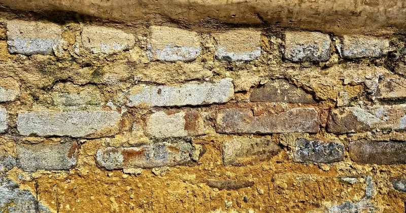 Le rôle méconnu du maçon traditionnel-finisseur