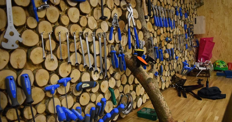 Décapage, traitement, préparation : les pièges de l'atelier