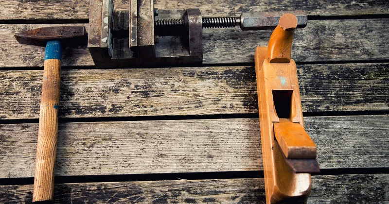 Les outils ancestraux et la question de la charpente tridimensionnelle